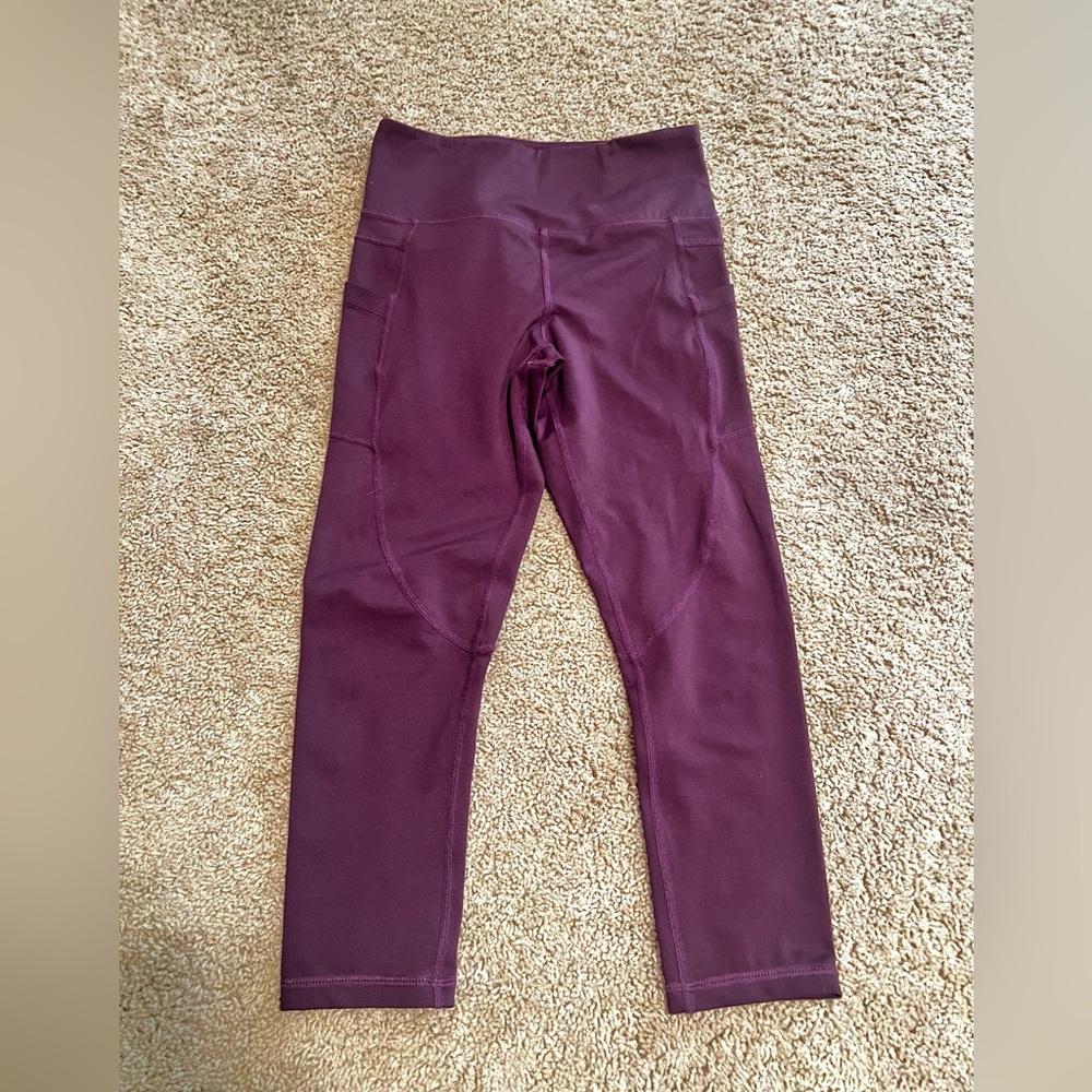 Maroon leggings
